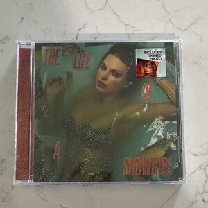 Taylor Swift The Life of a Showgirl CD signed